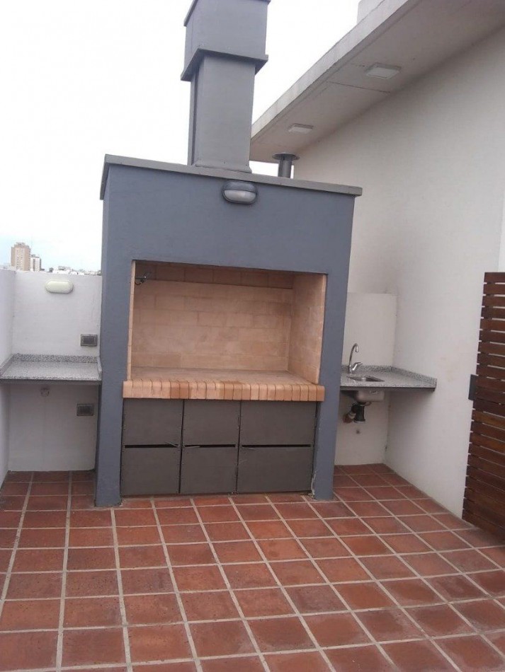 Semipiso de 3 amb. con cochera .Zona Guemes a Estrenar!!! terraza propia de 16m2