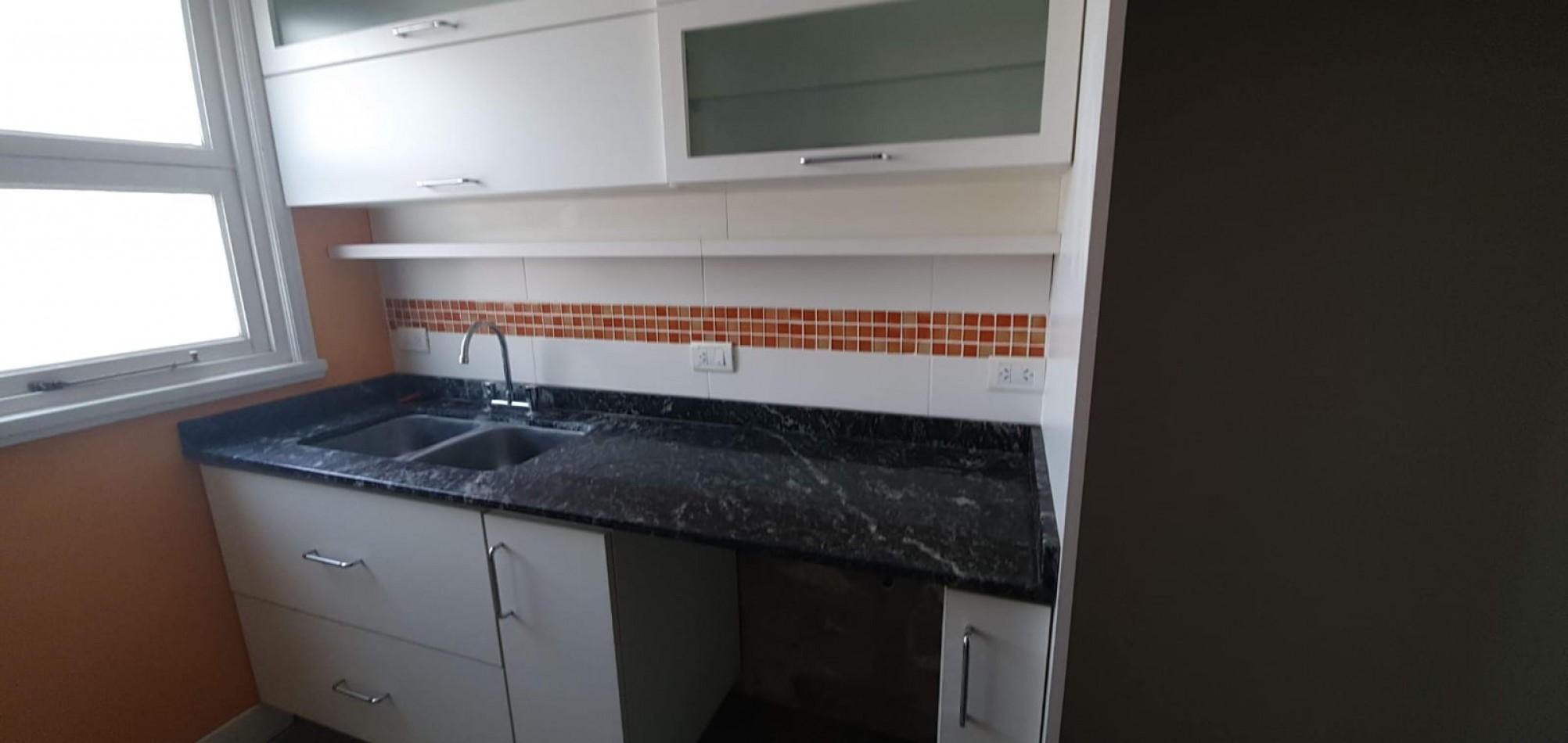 chalet solo uso comercial o profesional