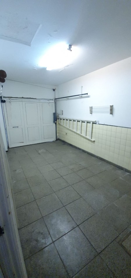 chalet solo uso comercial o profesional