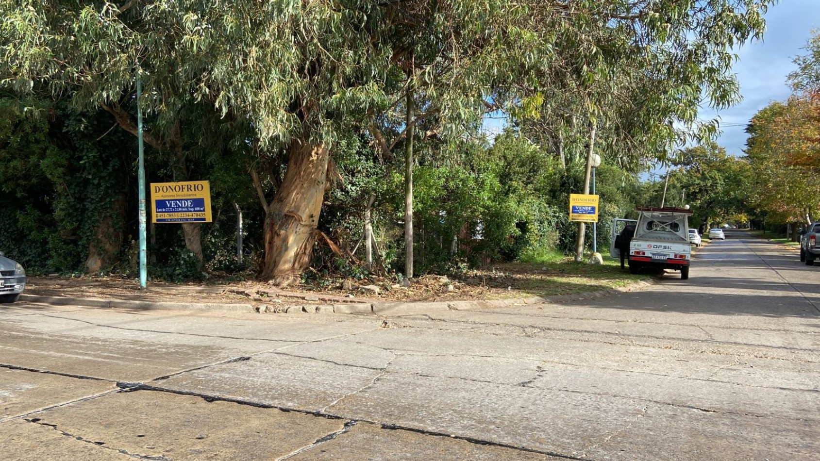 excelente lote Esquina en Las Farolas de Parque Luro