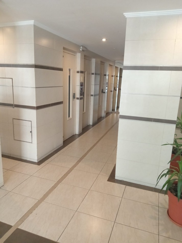 departamento 2 amb con cochera fija en venta