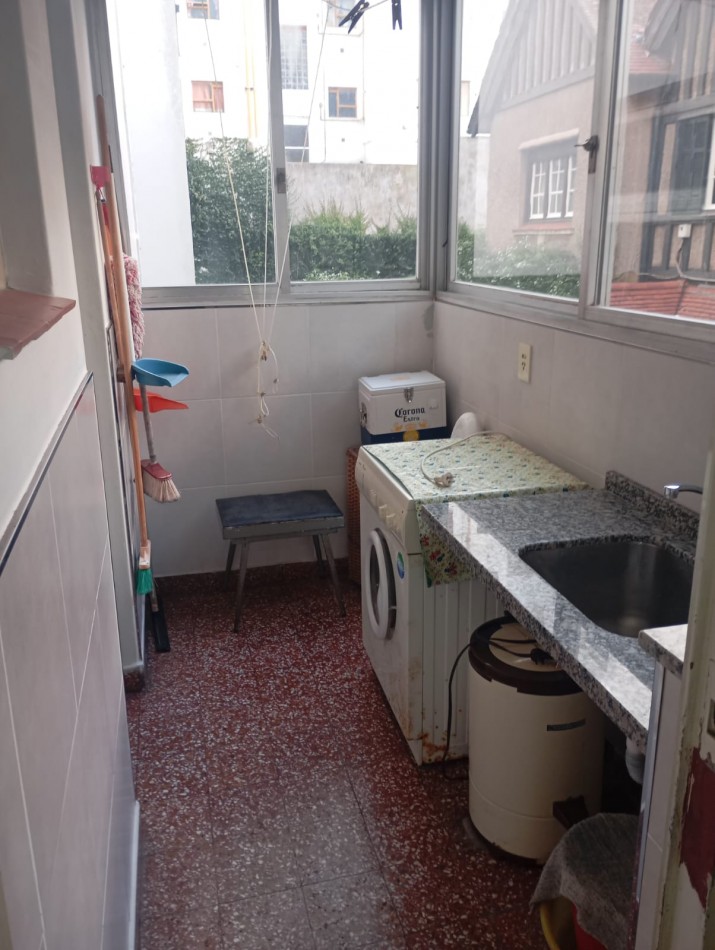 Depto. 3 amb con dependencia , con o sin cochera y MUEBLES