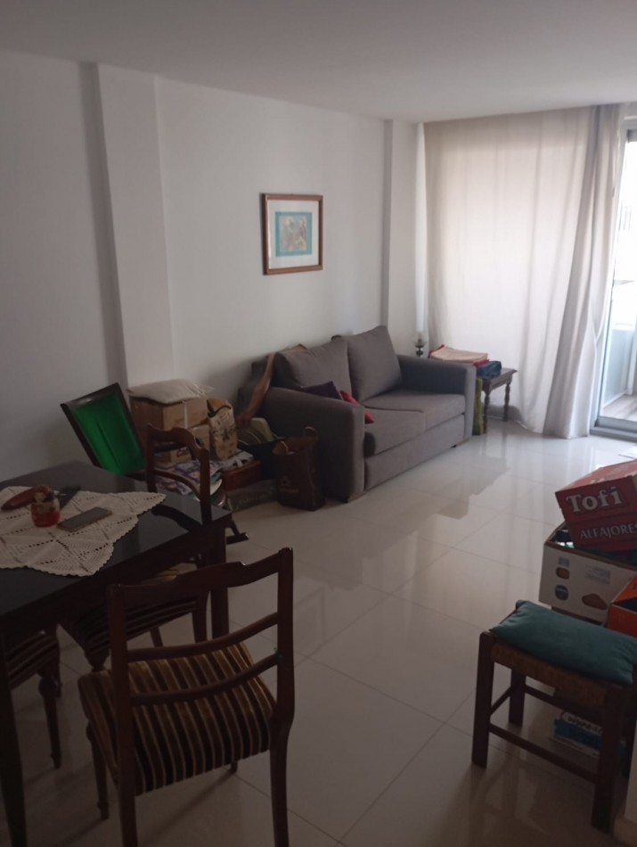 departamento 2 amb con cochera alquiler 24 meses . sin muebles garantia propietaria y referencias comerciales