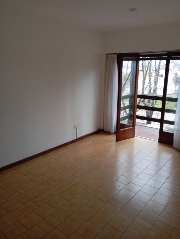 Departamento 3 ambientes , a la calle con balcon , x 24 meses , garantia propietaria