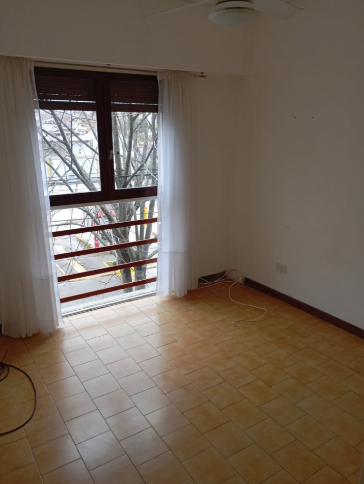 Departamento 3 ambientes , a la calle con balcon , x 24 meses , garantia propietaria