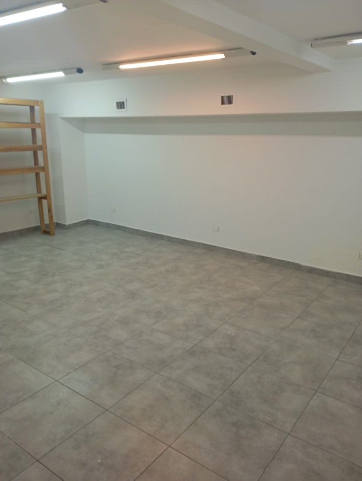 Local en alquiler x 24 meses