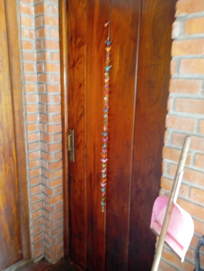 Departamento 3 ambientes , a la calle , sin expensas , uso familiar y /o profesional , piso 1 por escalera , entrada independiente ,  sin muebles