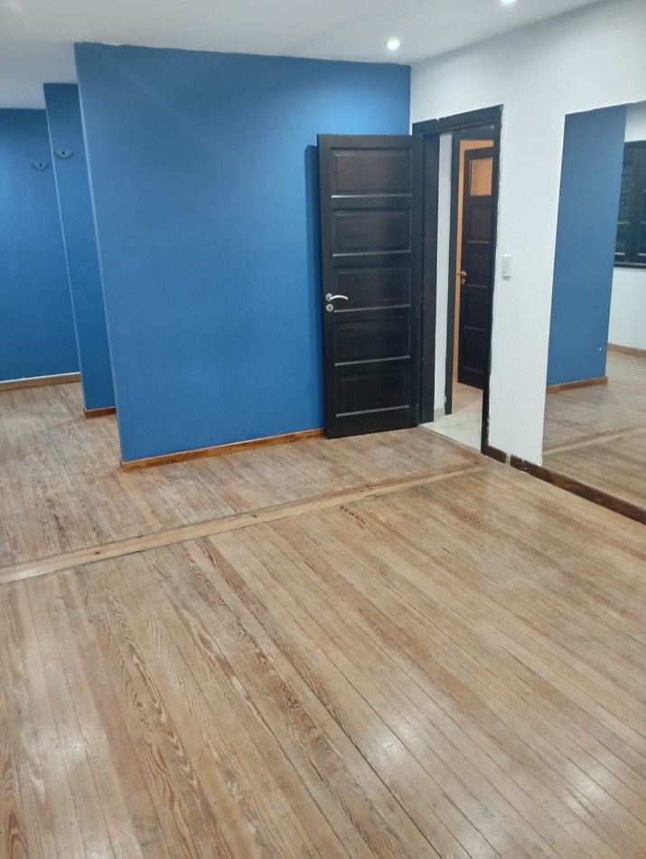 local  uso profesional/consultorios  24 MESES