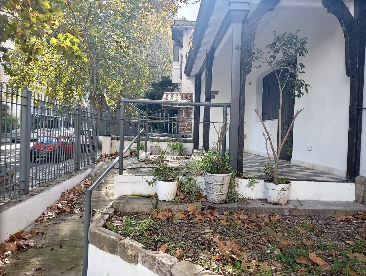 local  uso profesional/consultorios  24 MESES