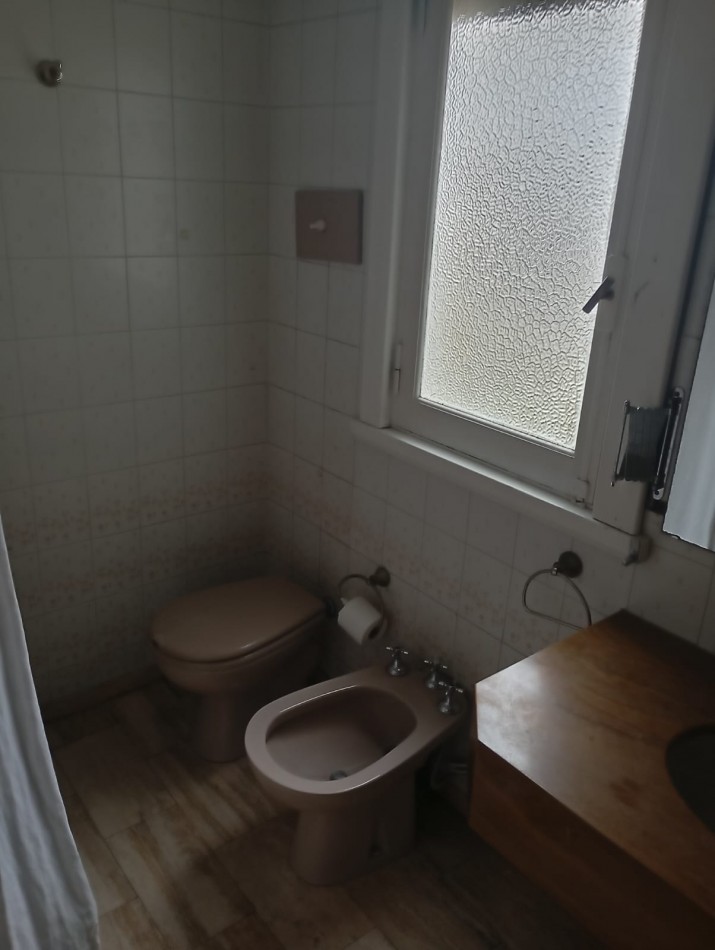 Chalet planta baja sobre lote de 10 x 33