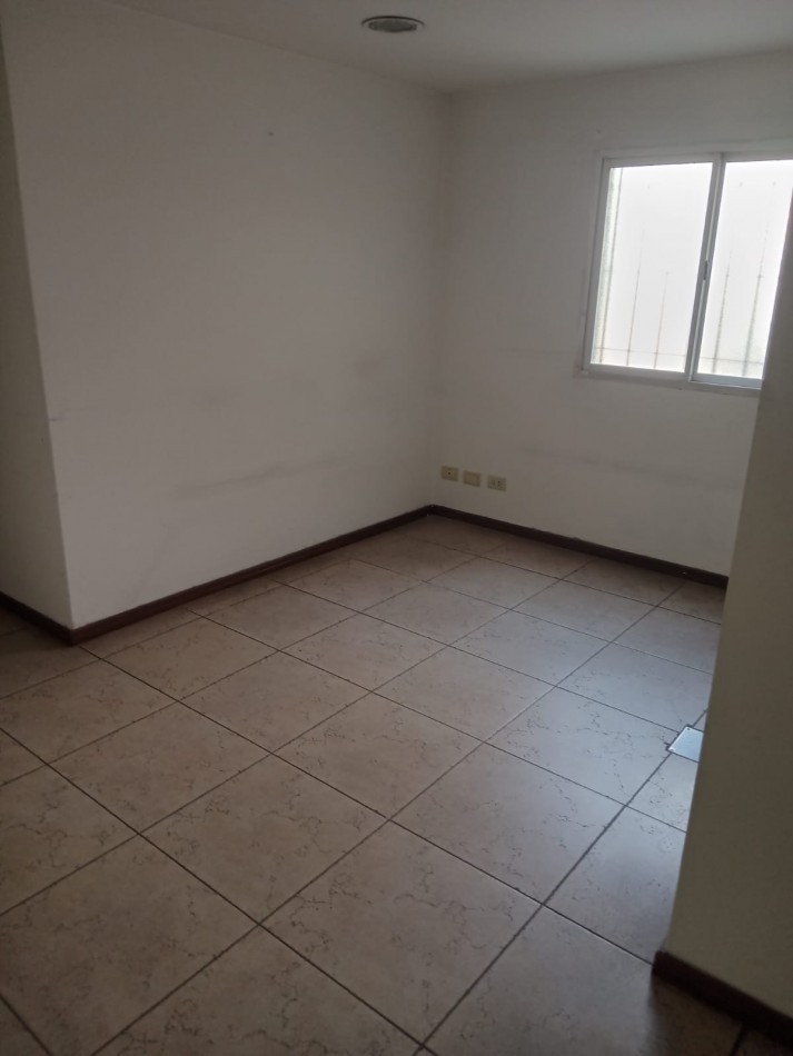 Oficina en Alquiler 36 meses , no paga expensas